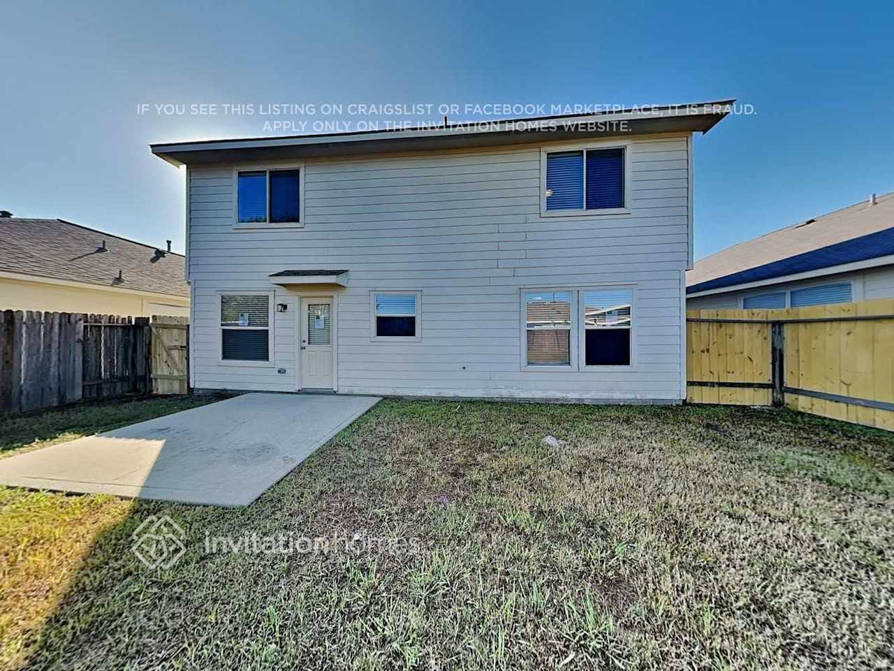 4030 Falvel Shadow Creek Dr - Photo 4 of 5