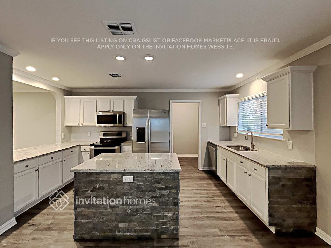 704 Gibson St - Photo 4 of 12