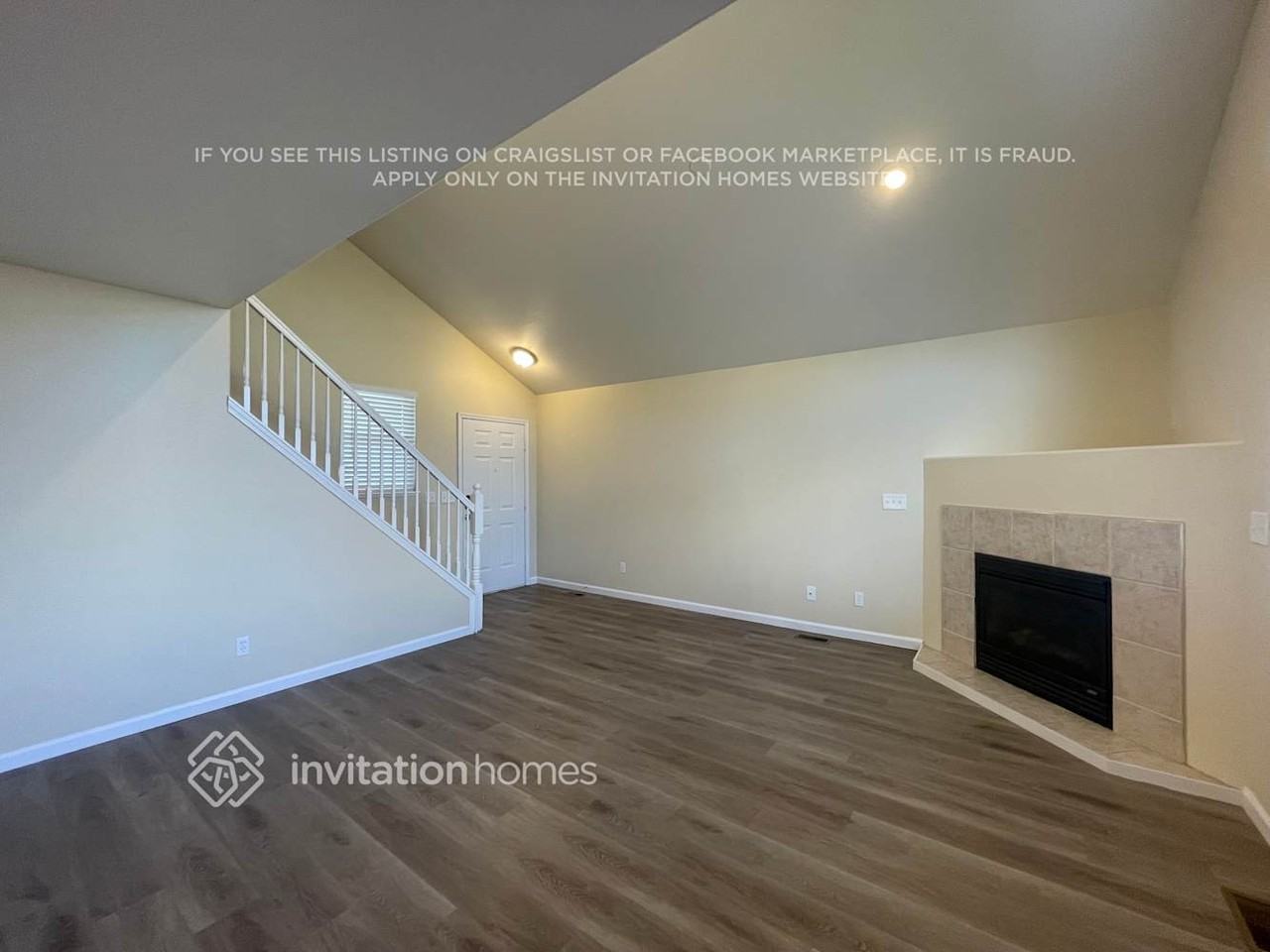 5255 Butterfield Dr - Photo 3 of 27