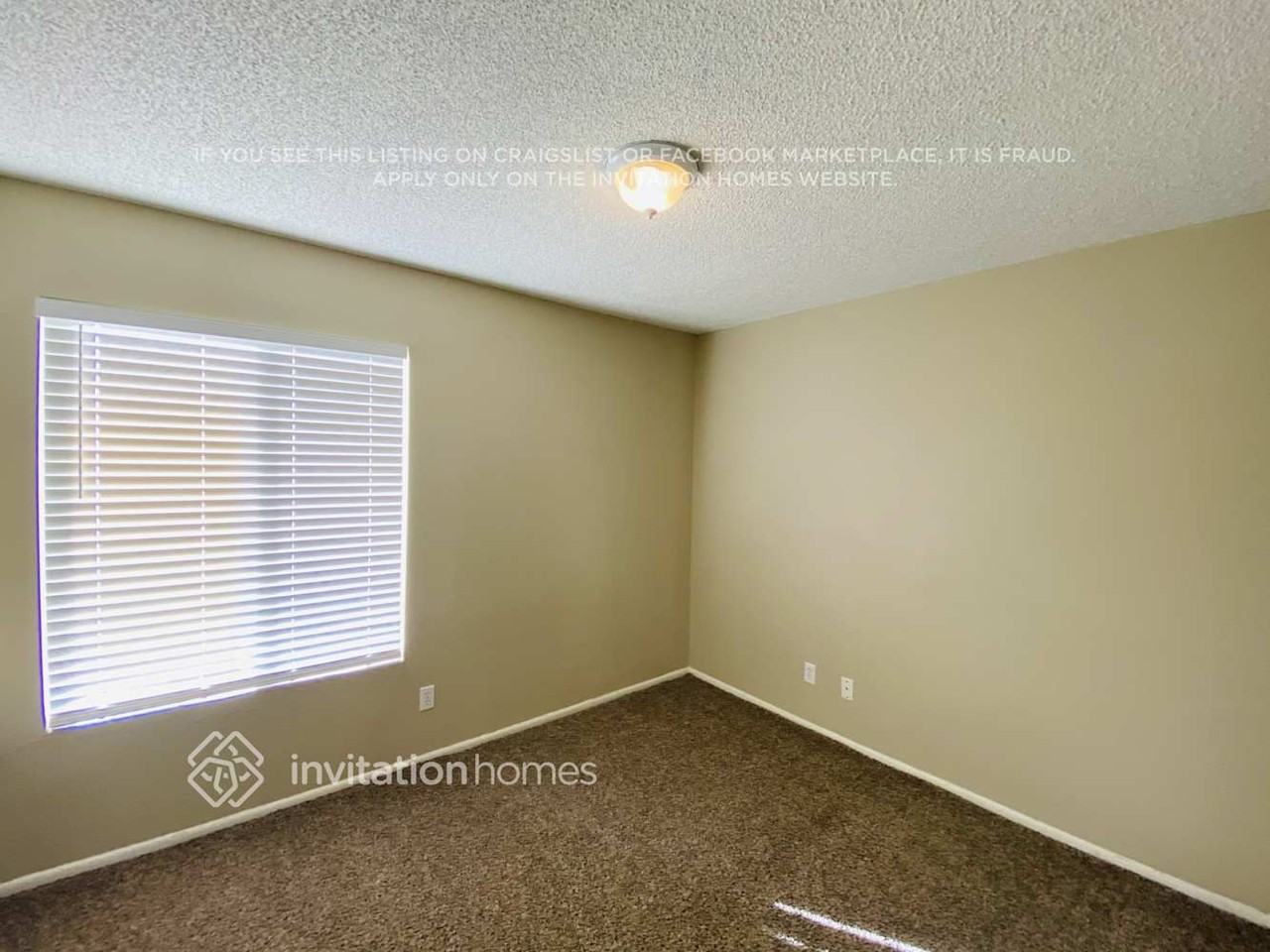 2323 N Evergreen St - Photo 7 of 18