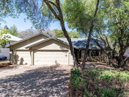 featured image of 2749 Sandhurst Dr