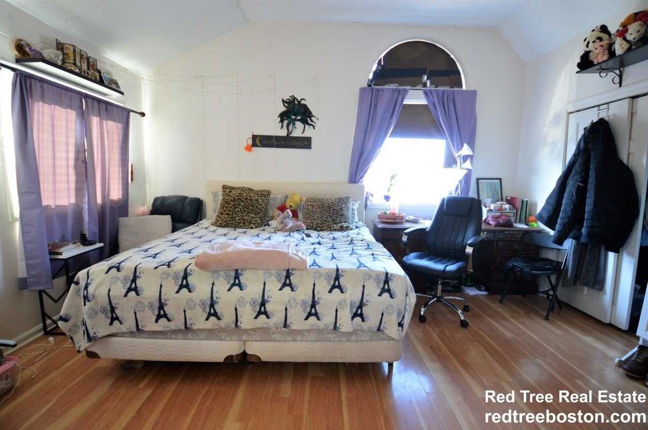 11 Etna St - Photo 5 of 14