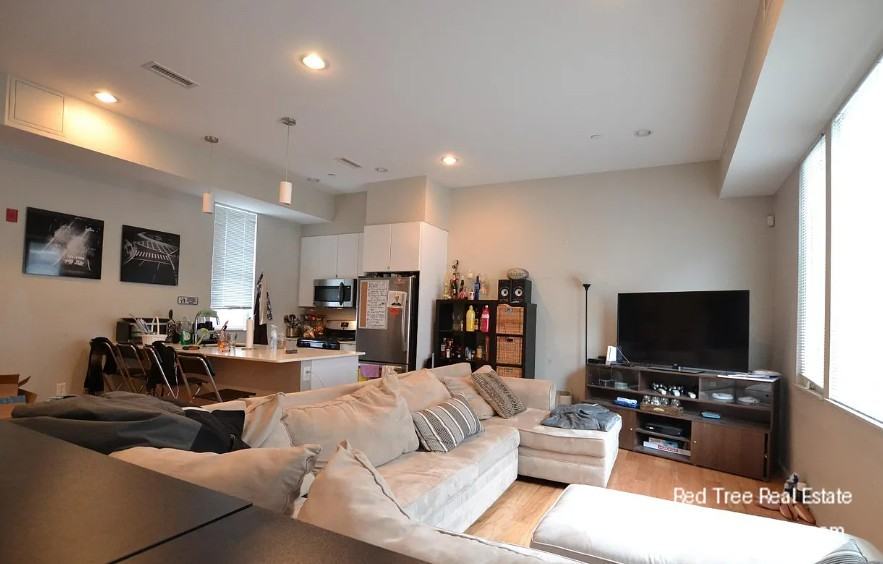 53 Glenville Ave - Photo 2 of 16