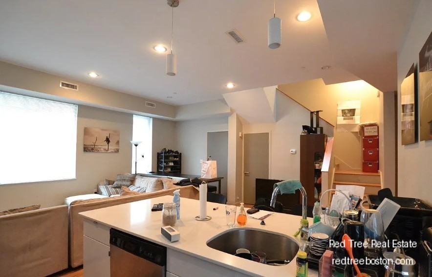 53 Glenville Ave - Photo 3 of 16