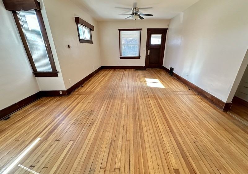 2798 S Acoma St - Photo 4 of 29