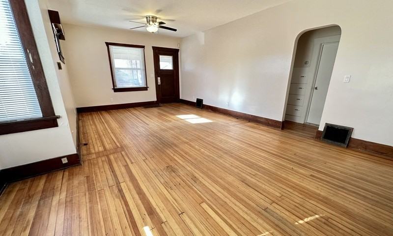 2798 S Acoma St - Photo 5 of 29