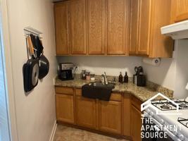 featured image of 18 E Northwest Hwy #3