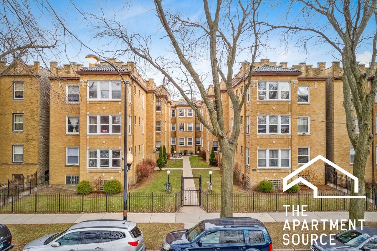 5061 N Damen Ave #2E - Photo 7 of 8