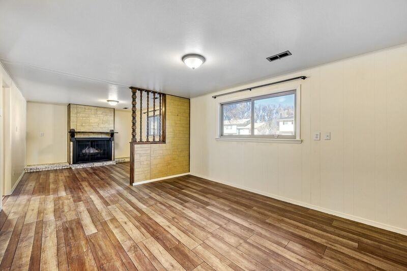 313 Fay Dr - Photo 6 of 11