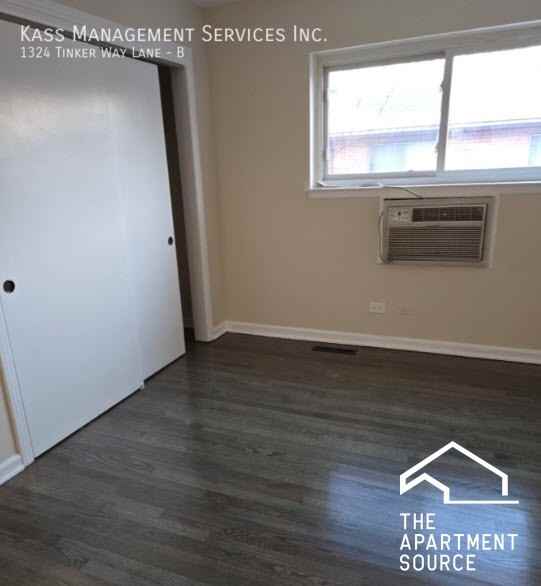 1324 Tinker Way #B - Photo 3 of 7