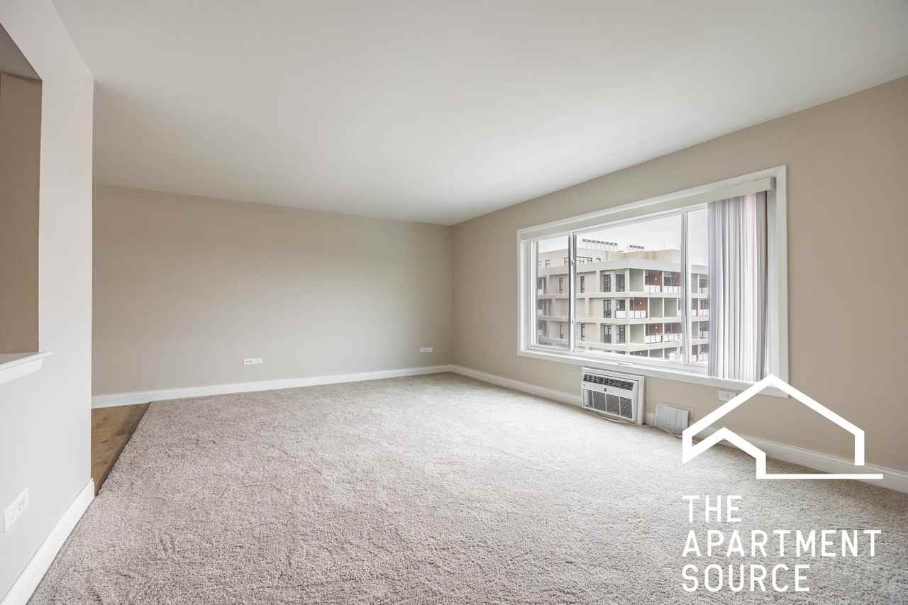 110 N Kenilworth Ave #4E - Photo 3 of 21