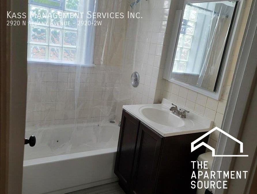 2920 N Albany Ave #2W - Photo 5 of 9