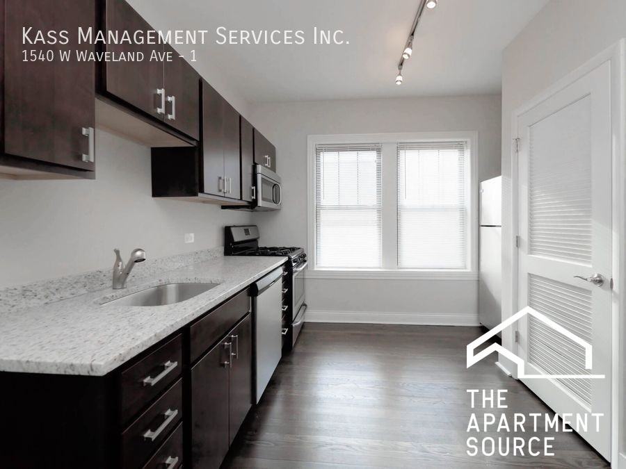 1540 W Waveland Ave #1 - Photo 2 of 7