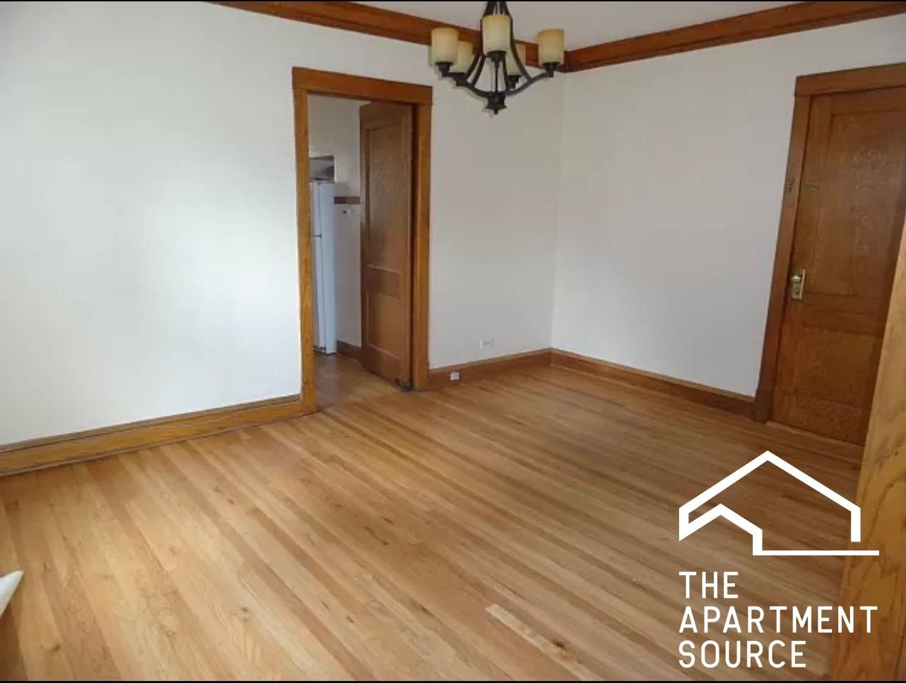 5219 W Cuyler Ave #2W - Photo 3 of 10