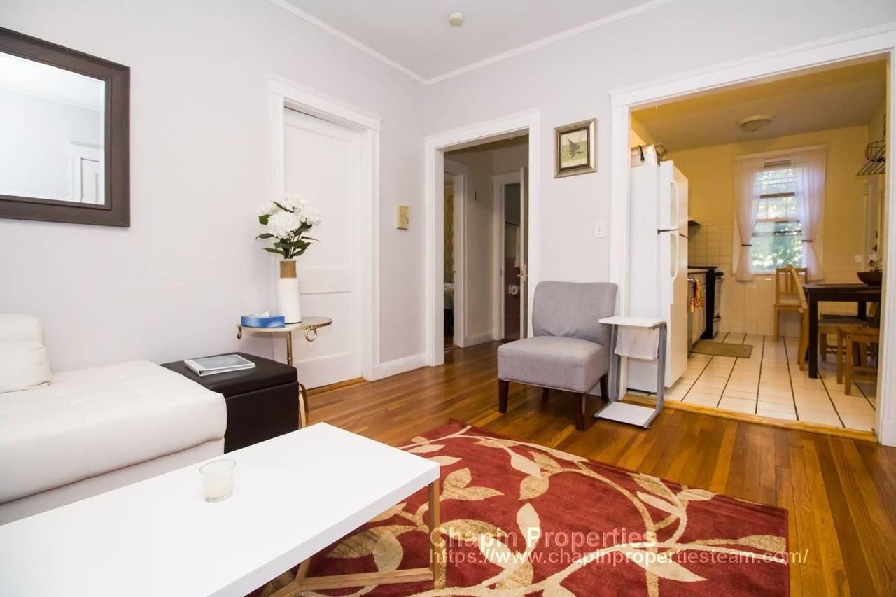 179 Kent St #3 - Photo 7 of 8