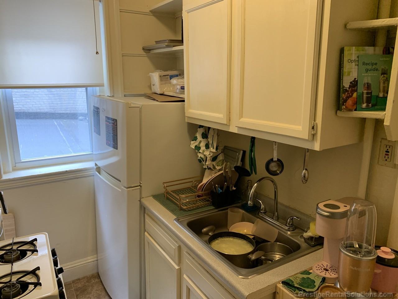 221 Kelton St #4 - Photo 5 of 9