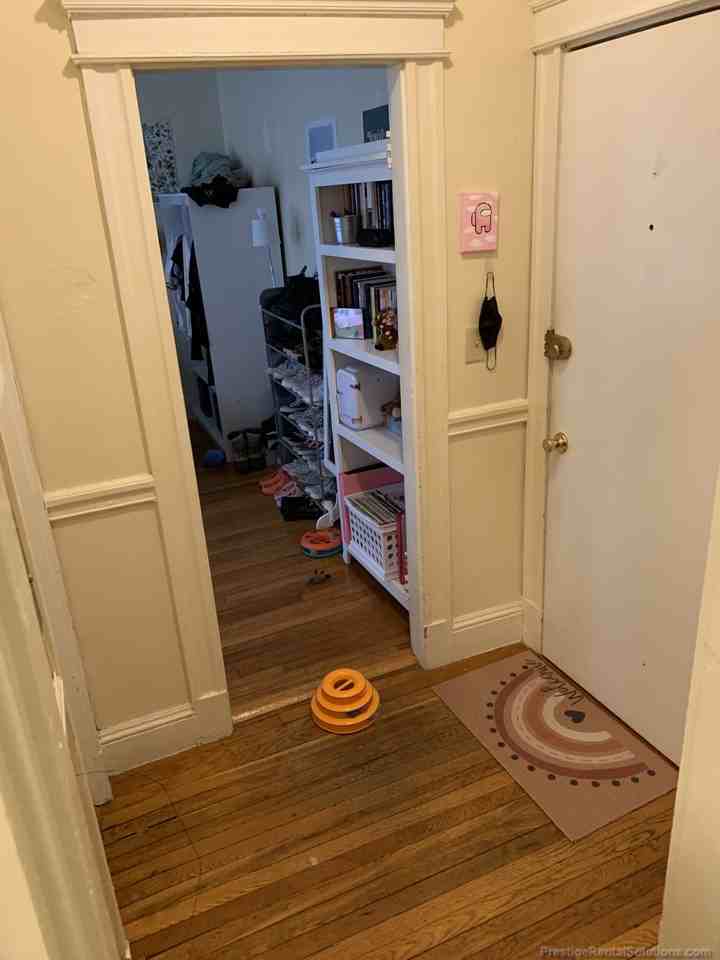 221 Kelton St #4 - Photo 7 of 9
