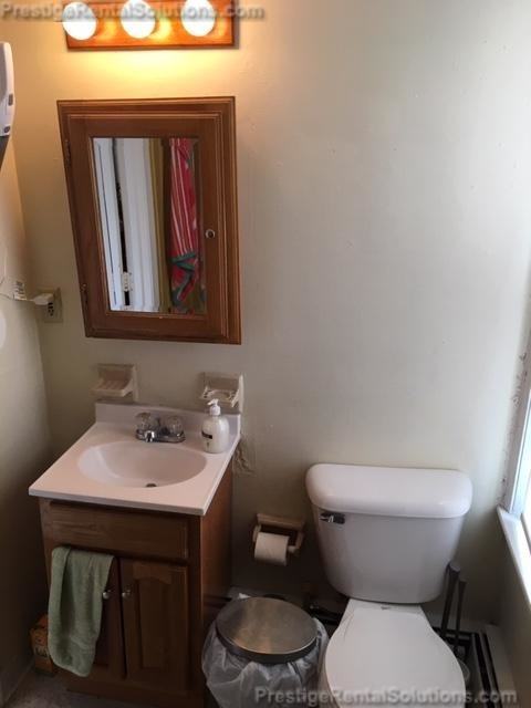 Ridgemont St #1A - Photo 6 of 10