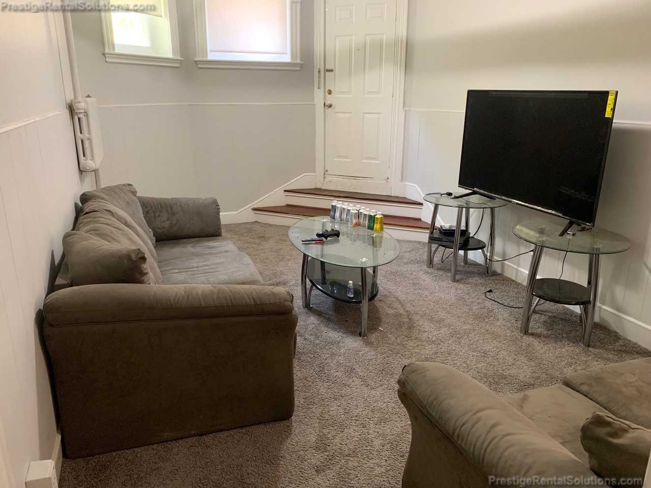 Kelton St #21 - Photo 4 of 12