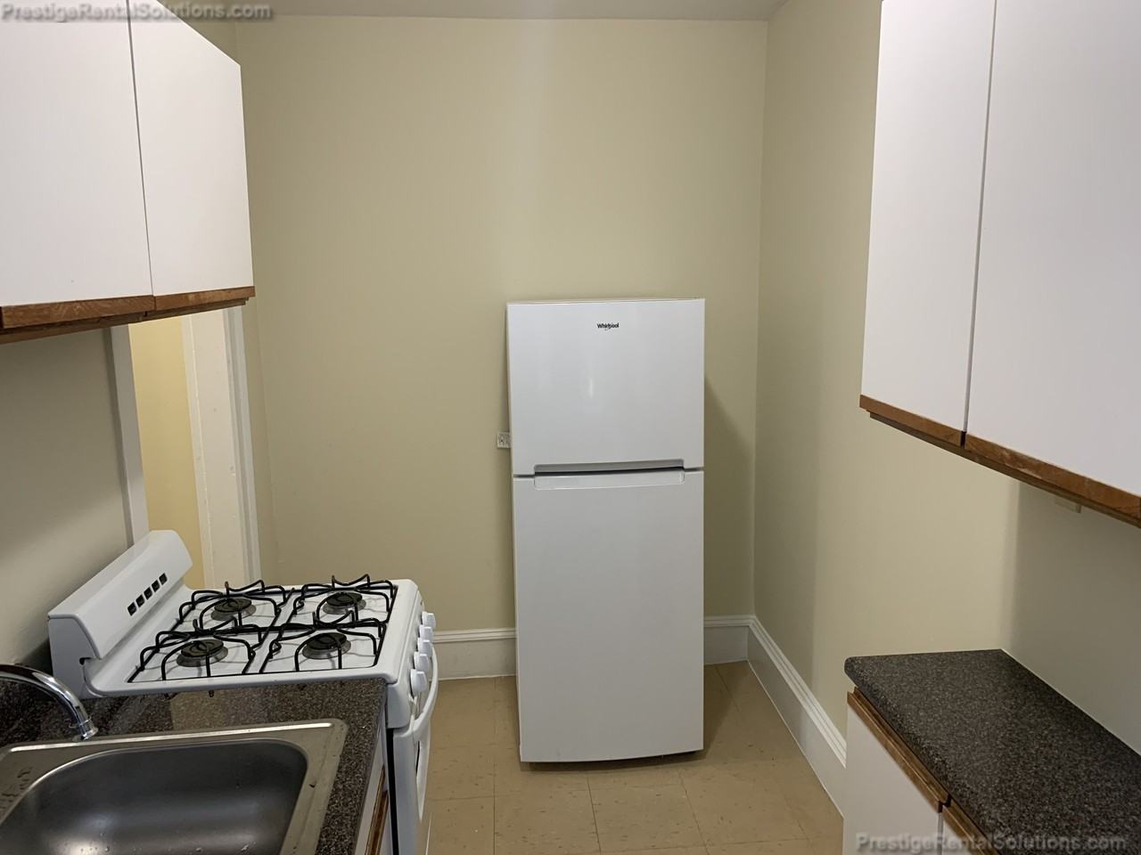 Empire St #6 - Photo 3 of 13