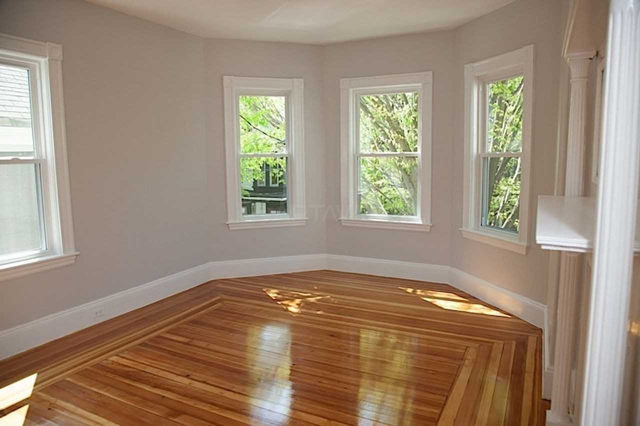 376 Prospect St #3 - Photo 5 of 14