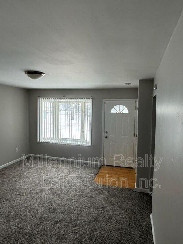 176 W Princeton Ave - Photo 2 of 13