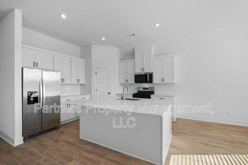 411 W Taverner Xing - Photo 4 of 22