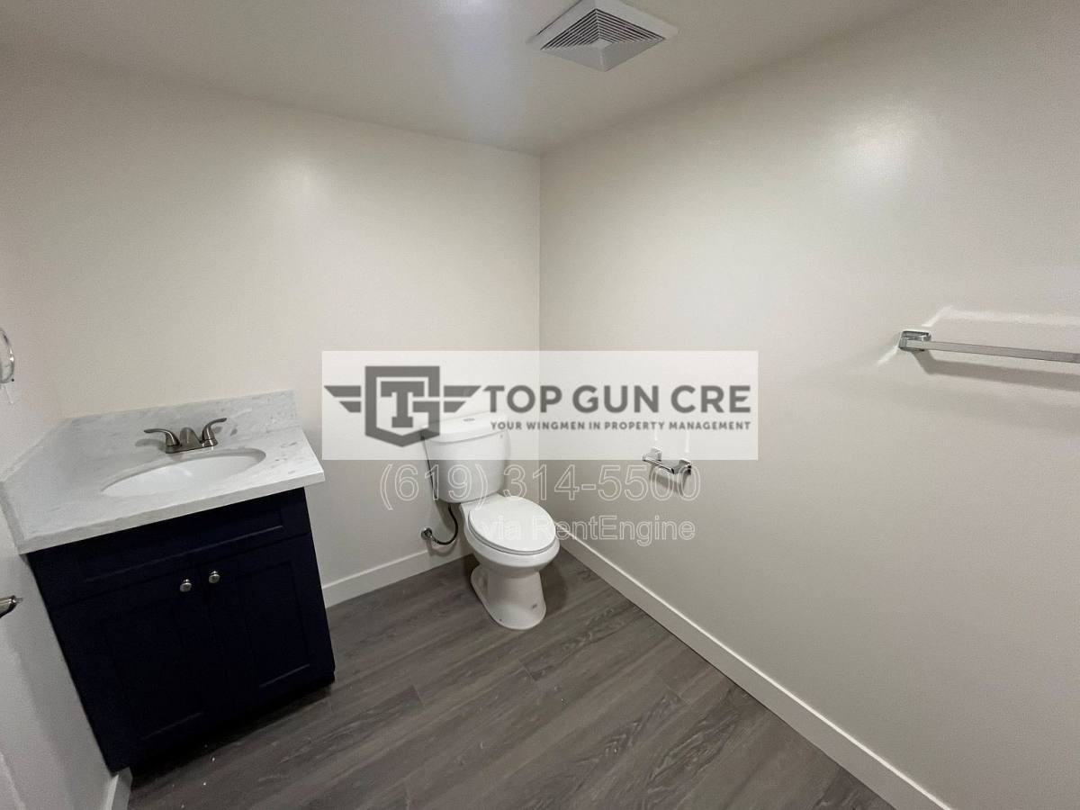 136 W San Ysidro Blvd #3 - Photo 6 of 8