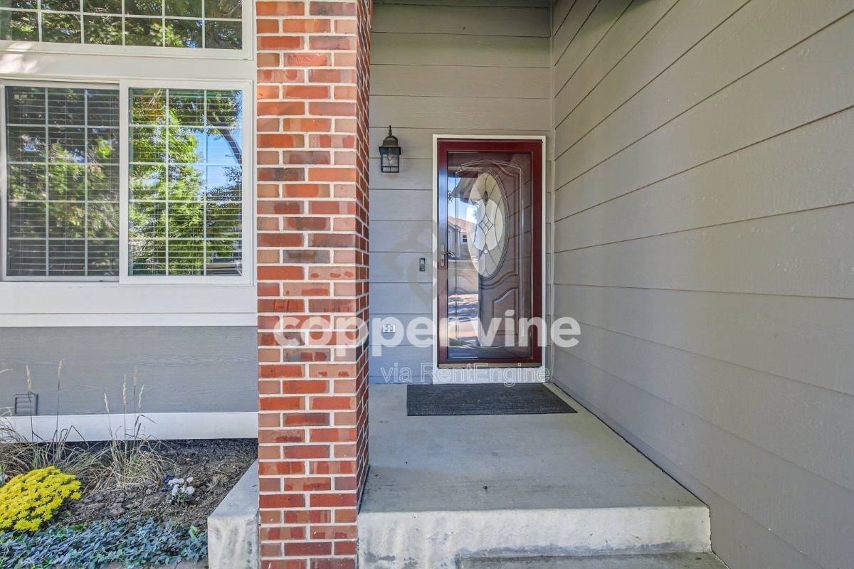 13336 Franklin St - Photo 3 of 10