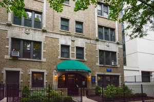 featured image of 1347 N Dearborn St #303