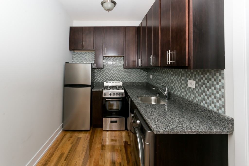 2244 W Wilson Ave #311 - Photo 2 of 14