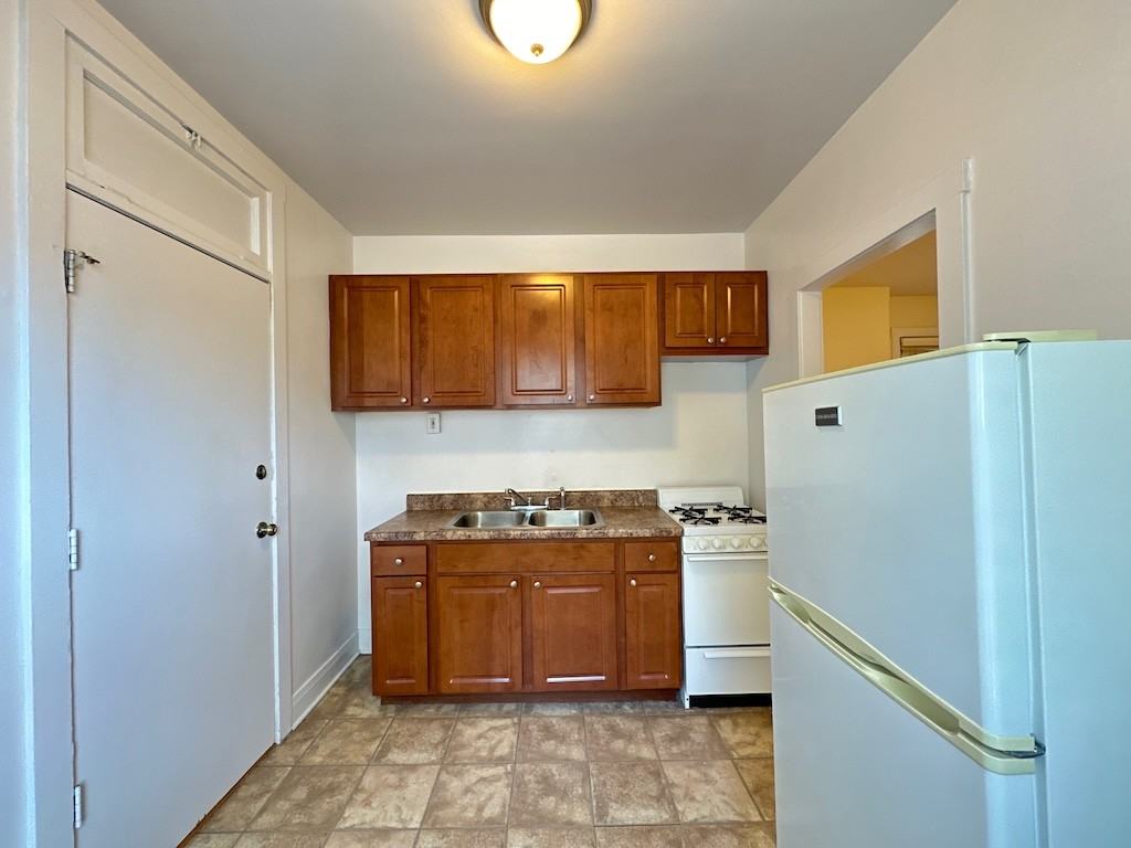 SPAULDING + SCHUBERT #1S - Photo 3 of 21