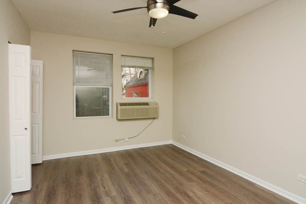 1627 N Humboldt Blvd #2I - Photo 4 of 14