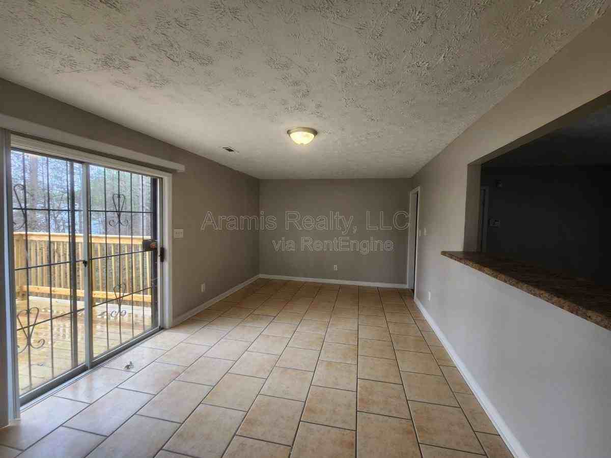 3765 Will Lee Rd - Photo 2 of 10