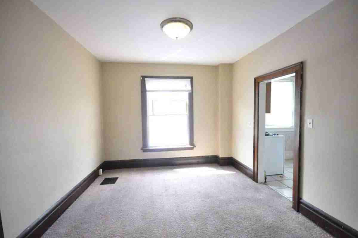 177 E 11th Ave - Photo 3 of 10