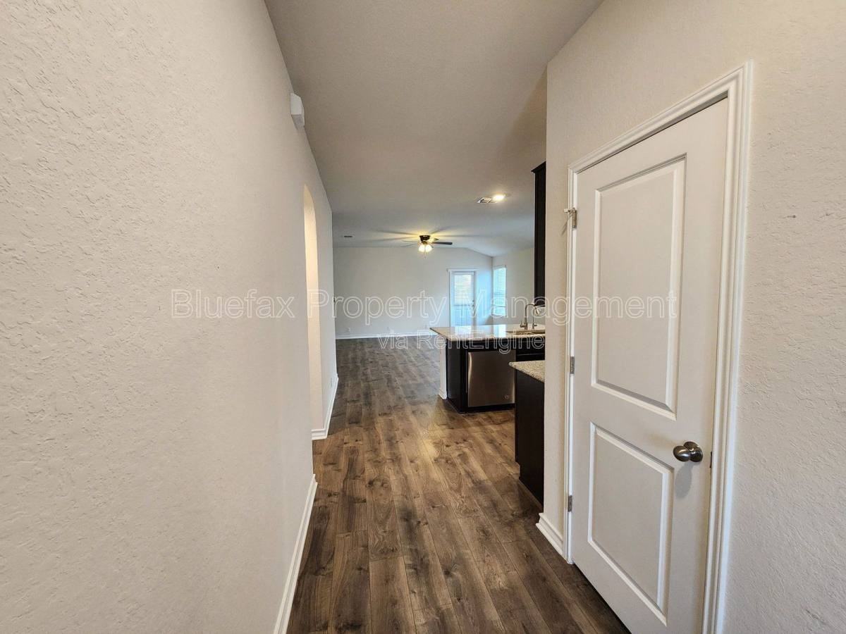 13229 Needle Grass - Photo 3 of 10