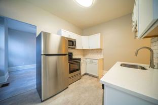 952 Delaware Ave - Photo 1 of 1