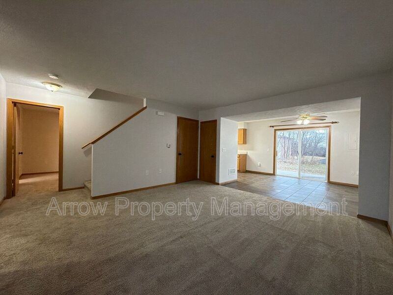 1257 Trimble St - Photo 2 of 18