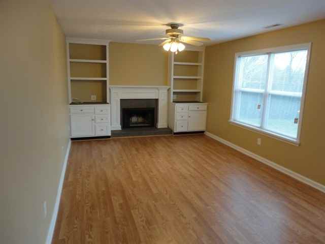 17895 Grassy Knoll Dr - Photo 2 of 15