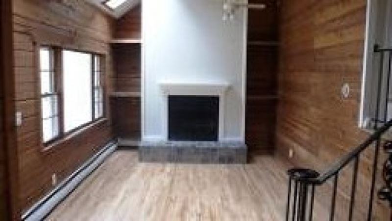 146 Longwood Lake Rd - Photo 3 of 5