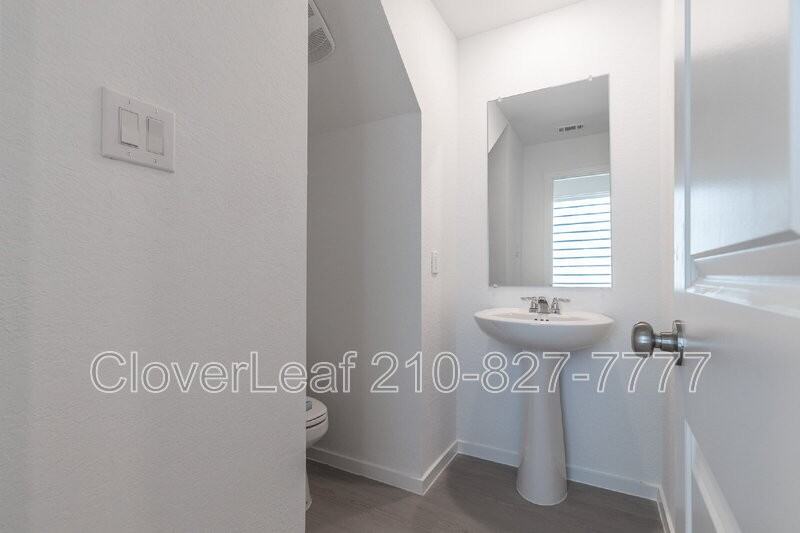 7649 Barcelo Way - Photo 7 of 32