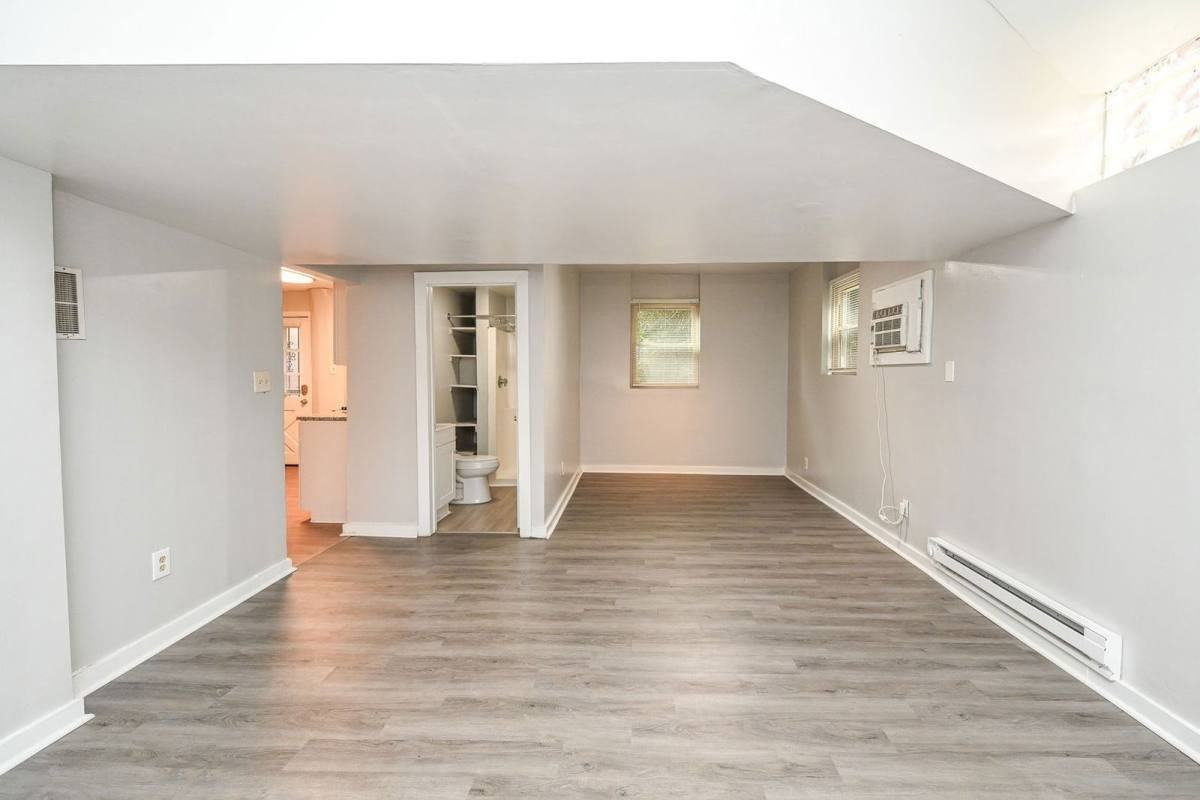 872 Clifton Crest Ter #3 - Photo 6 of 9