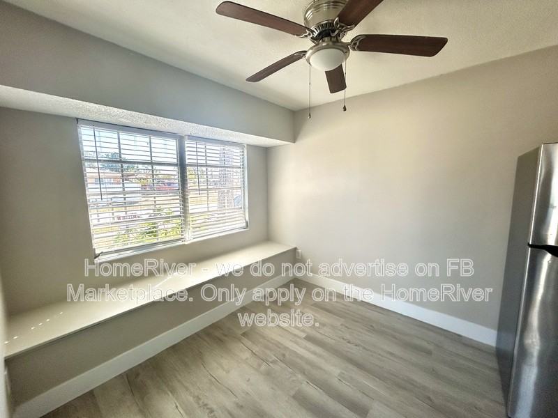 6201 Coniston Ter - Photo 4 of 13