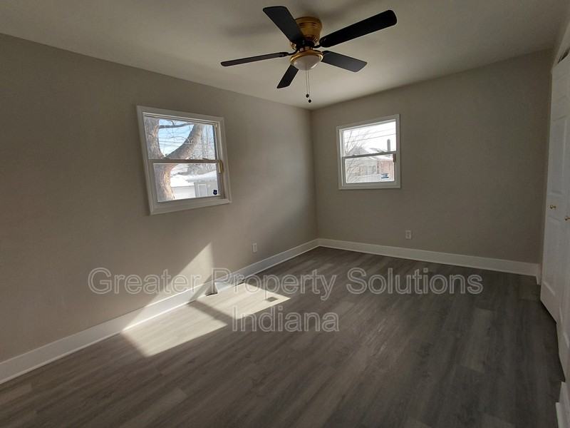3112 Kenwood St - Photo 5 of 9