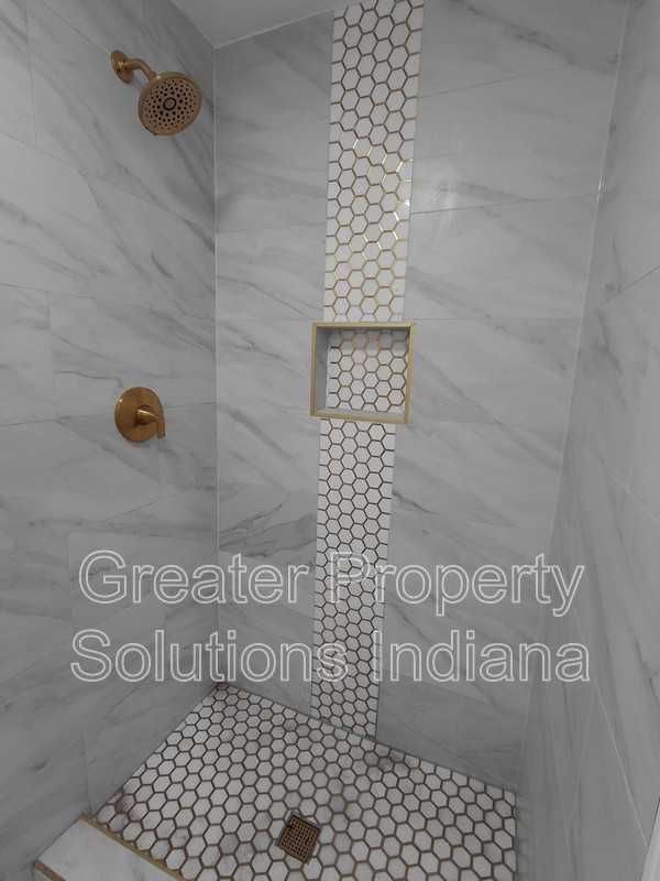 3112 Kenwood St - Photo 7 of 9