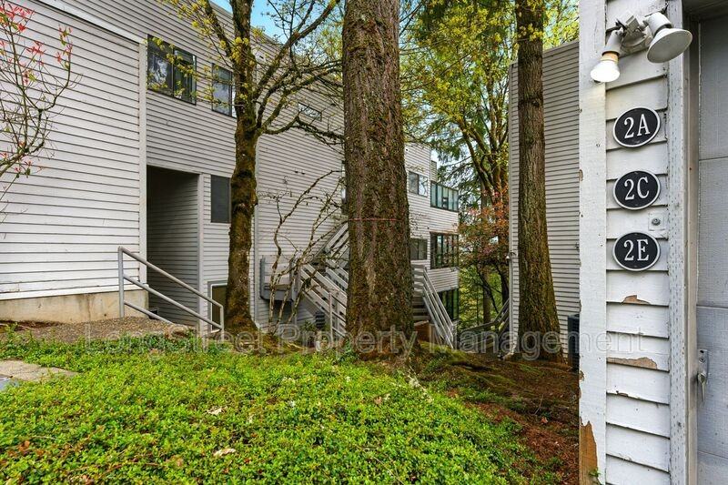 48 Eagle Crest Dr #2C - Photo 5 of 46