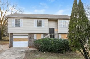 2695 Rockdale Dr - Photo 1 of 1