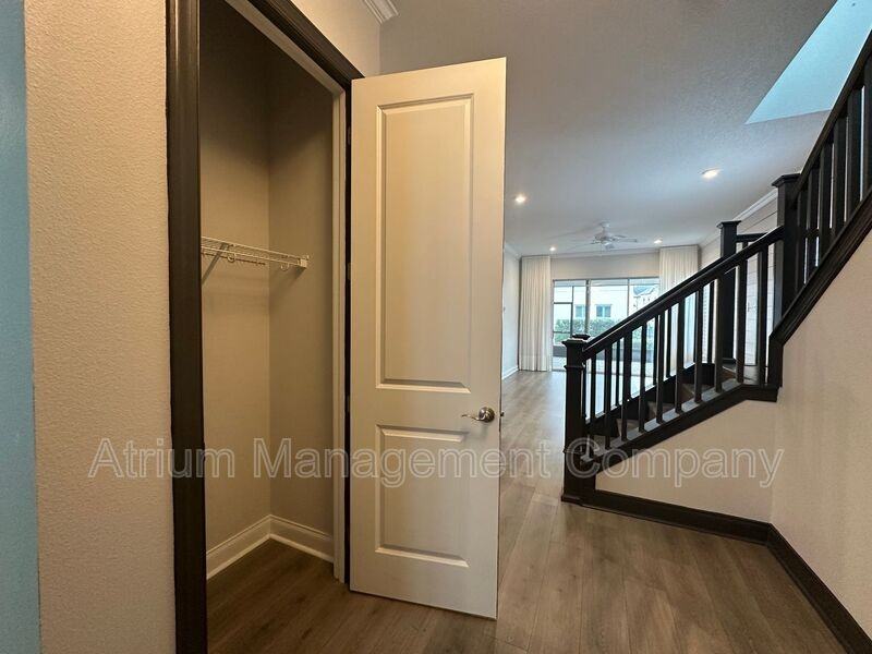 332 Wheelhouse Ln - Photo 3 of 50