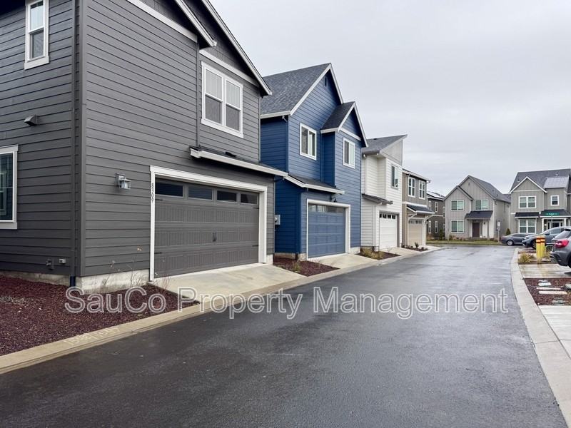 8309 Se Crescent Dr - Photo 6 of 32