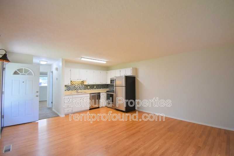 421 N Hayden Bay Dr - Photo 4 of 15